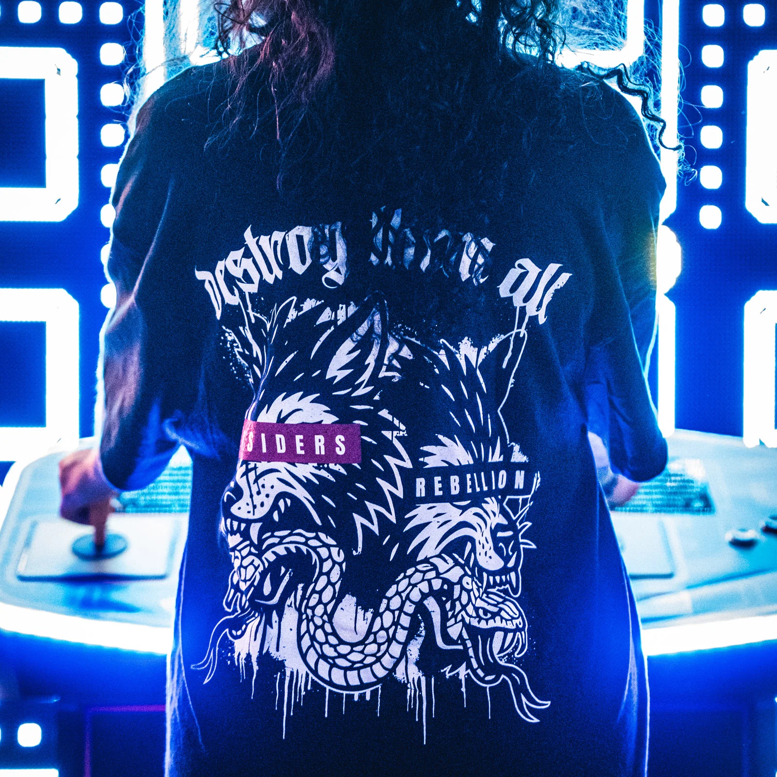 Nutrex Wolf Head T-Shirt - Image 4